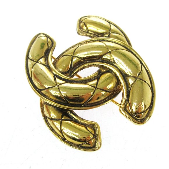Authentic CHANEL CC Logos Quilted Brooch Pin Gold-Tone Accessories Vintage - Picture 1 of 4